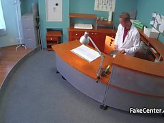 le sexe vaginal amateur spycam hôpital 