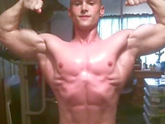 bíceps musculação homossexual 