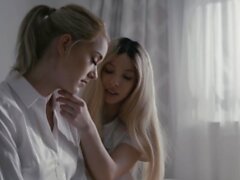 blond lesbienne lécher étudiant 