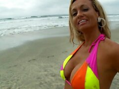 amateur playa grandes tetas 