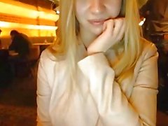 dildos masturbation blondine nocken girl blinkt 