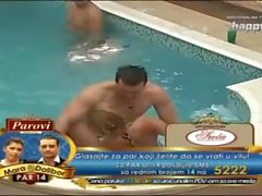 Reality Brazilian Big Brother - Dirty dance sex simulation publicly in pool