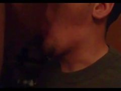 firsttime-blowjob cum- dans - bouche de grindr 