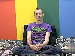 amateur twink rasiert homosexuell masturbation 