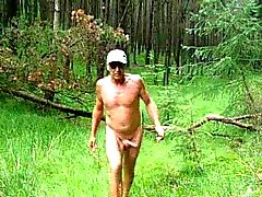 public à l'extérieur forêt d'amateur par masturbation 