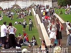 paris upskirt rue sous 