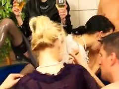 arschlecken blondine brünett deutsch gruppen-sex 