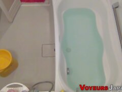 Japanese teen uses shower