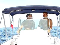 лодка гей на открытом воздухе 