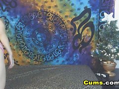 brunette masturbation solo jouets webcam 