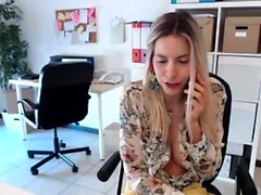 amateur blondine masturbation 